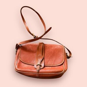 Dooney & Bourke Tan Leather Women's crossbody Bag